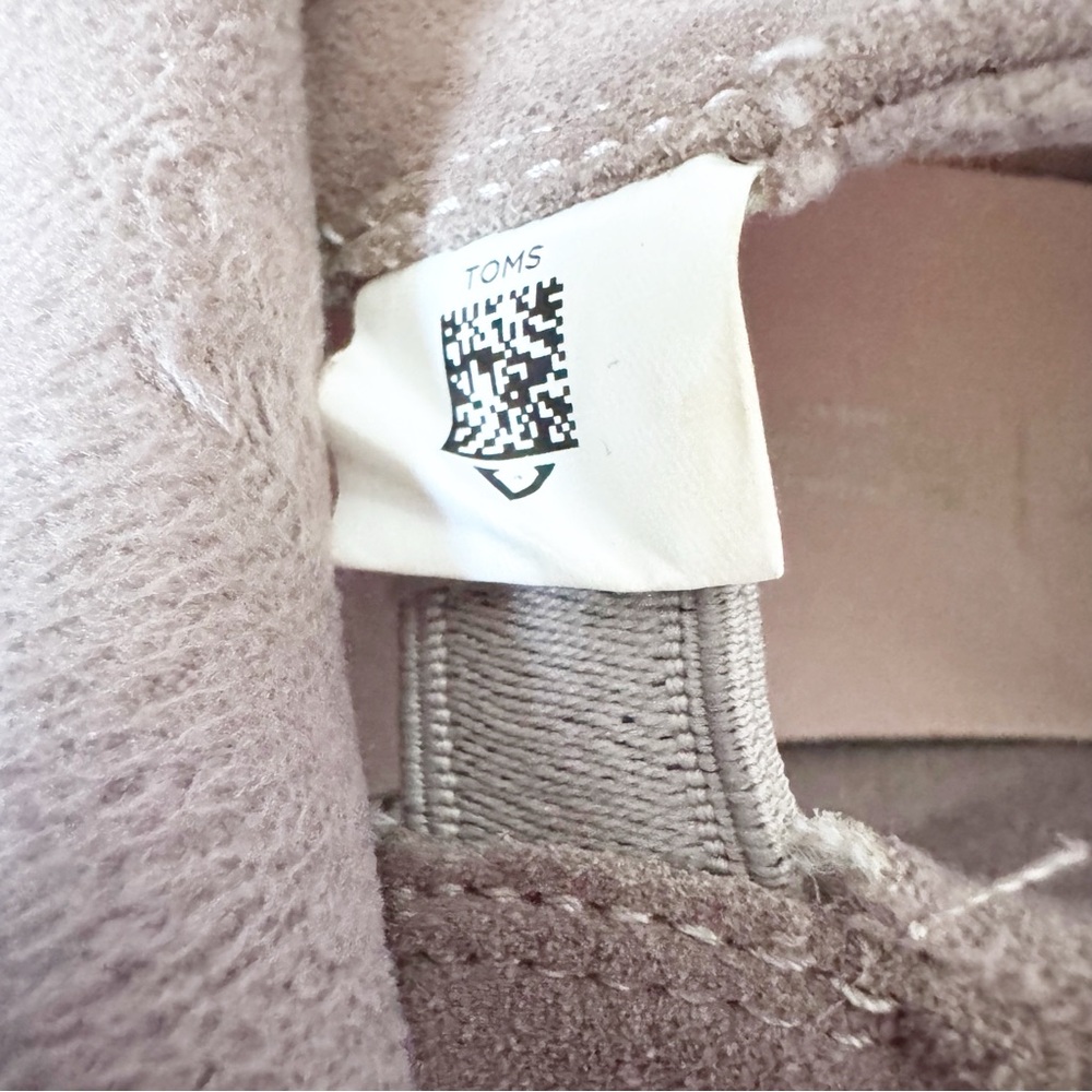 TOMS Women's, Paxton Sneaker / Ankle Boot - Picture 13 of 15